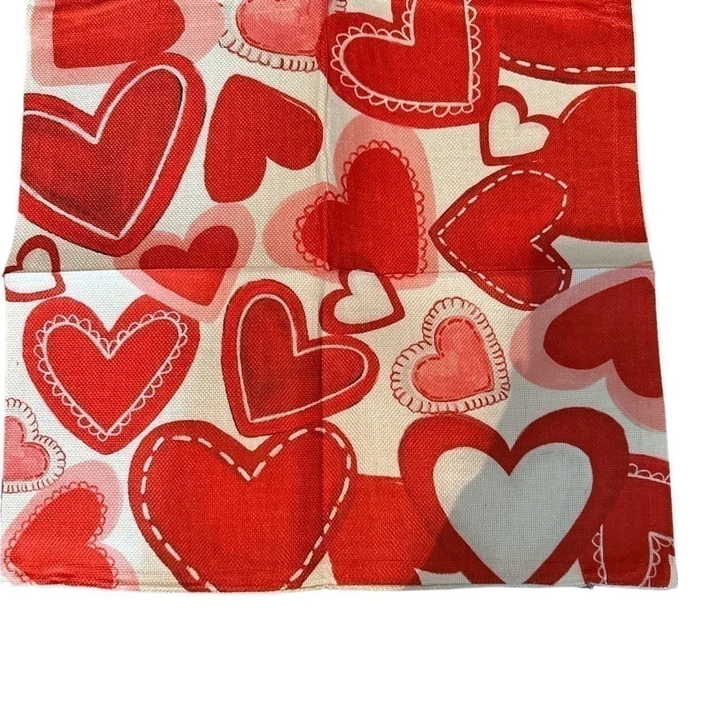 4 piece set Pillow slip case valentines  18x18”   T-180